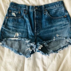NWOT Levi’s Premium 501 High Rise Shorts Sz 29